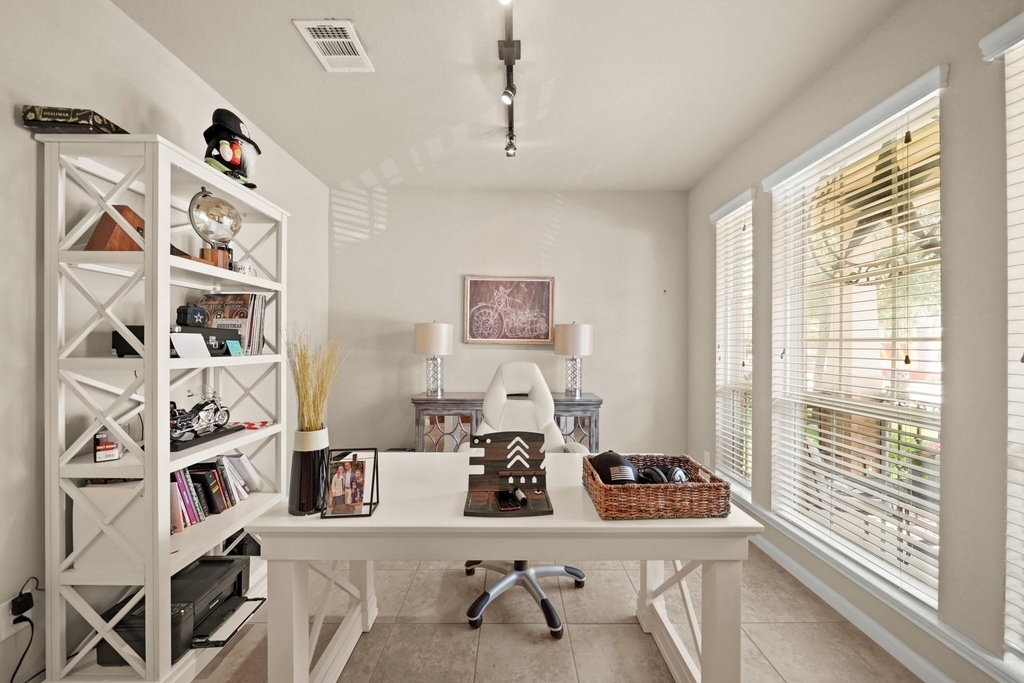 9957 Spring Rock Lane - Photo 0