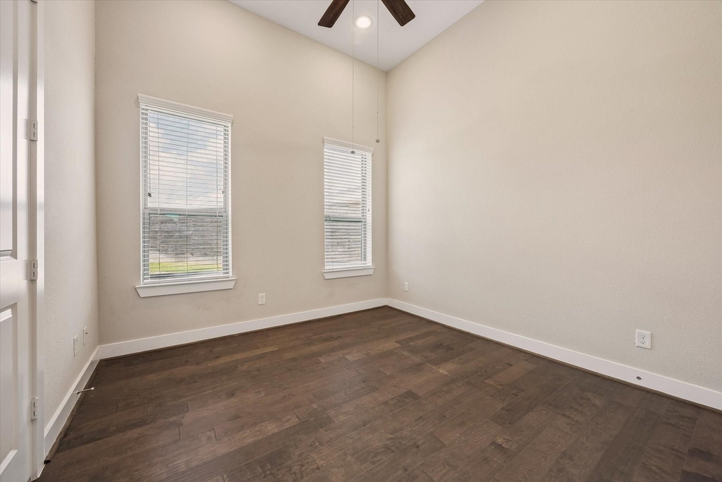 5912 E Post Oak Lane - Photo 21