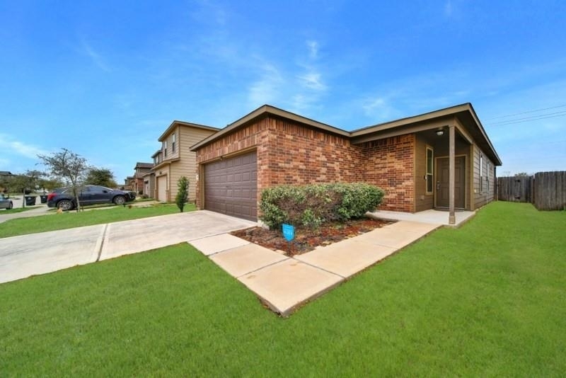2619 Skyview Silver Drive - Photo 1