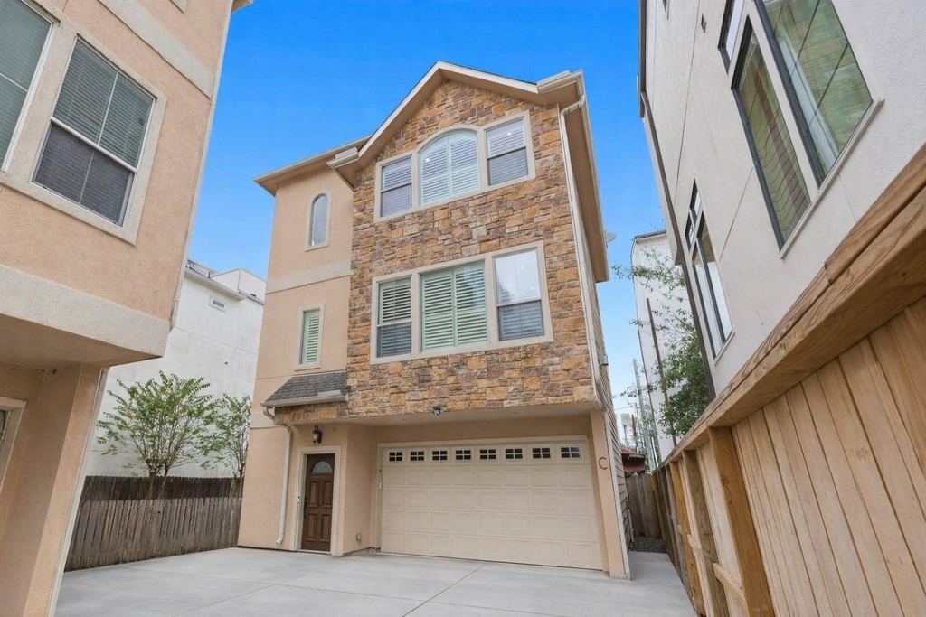 1714 Ovid Street - Photo 0