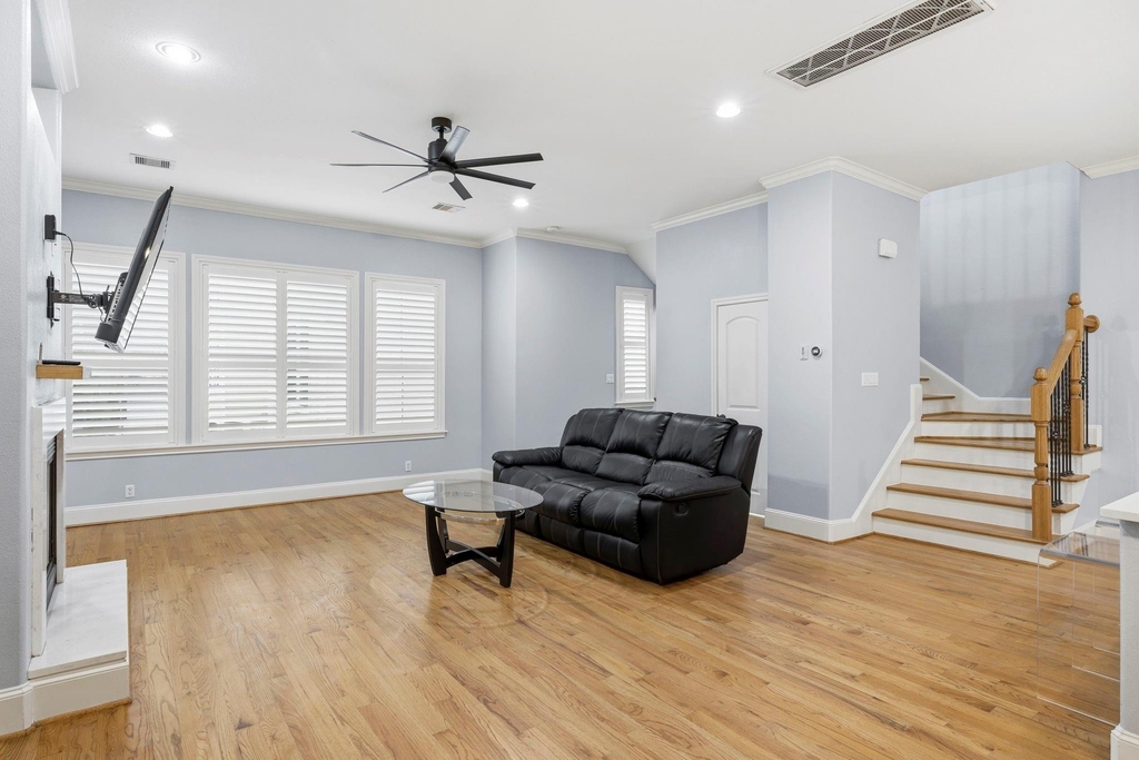 1714 Ovid Street - Photo 6