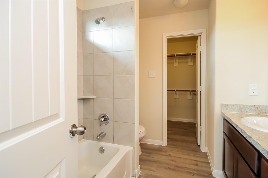 22206 Grand Majestic Drive - Photo 11