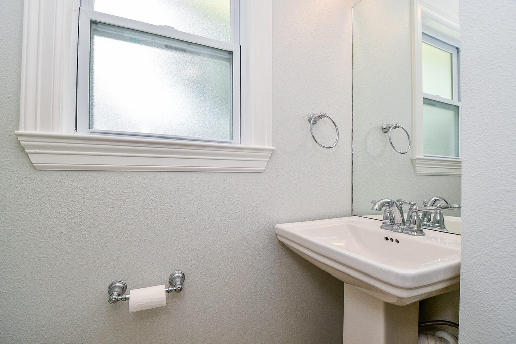 707 Thistlewood Drive - Photo 30