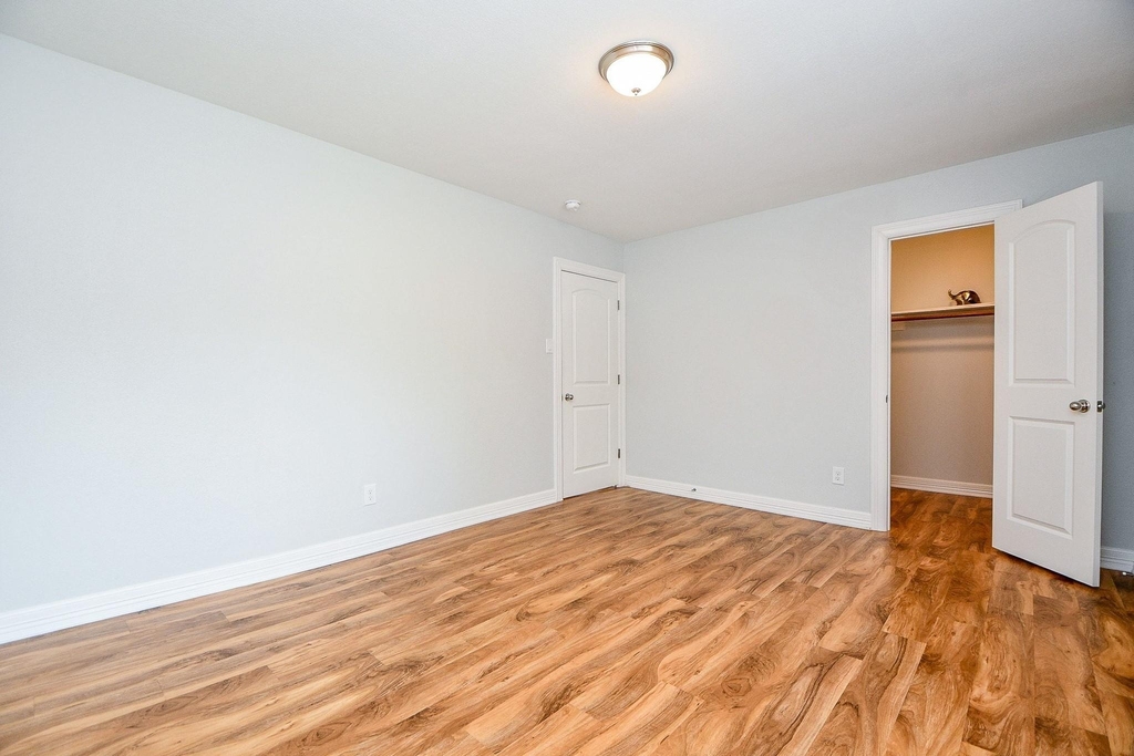 707 Thistlewood Drive - Photo 28