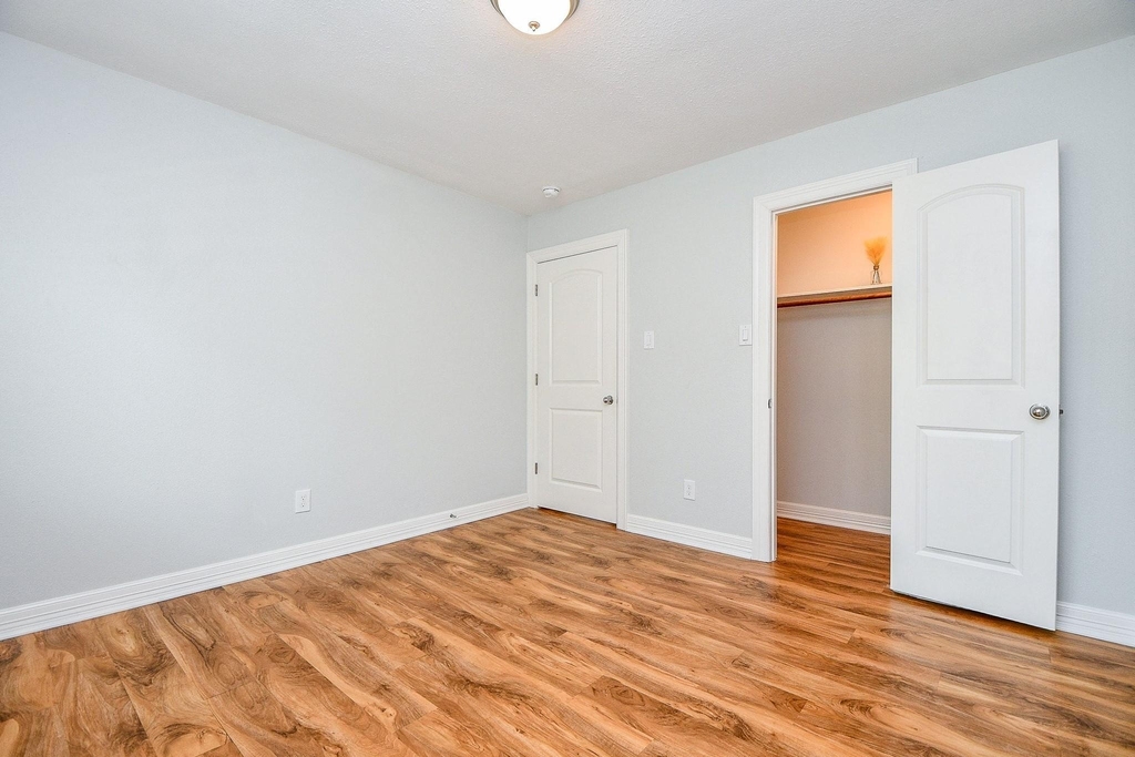 707 Thistlewood Drive - Photo 25