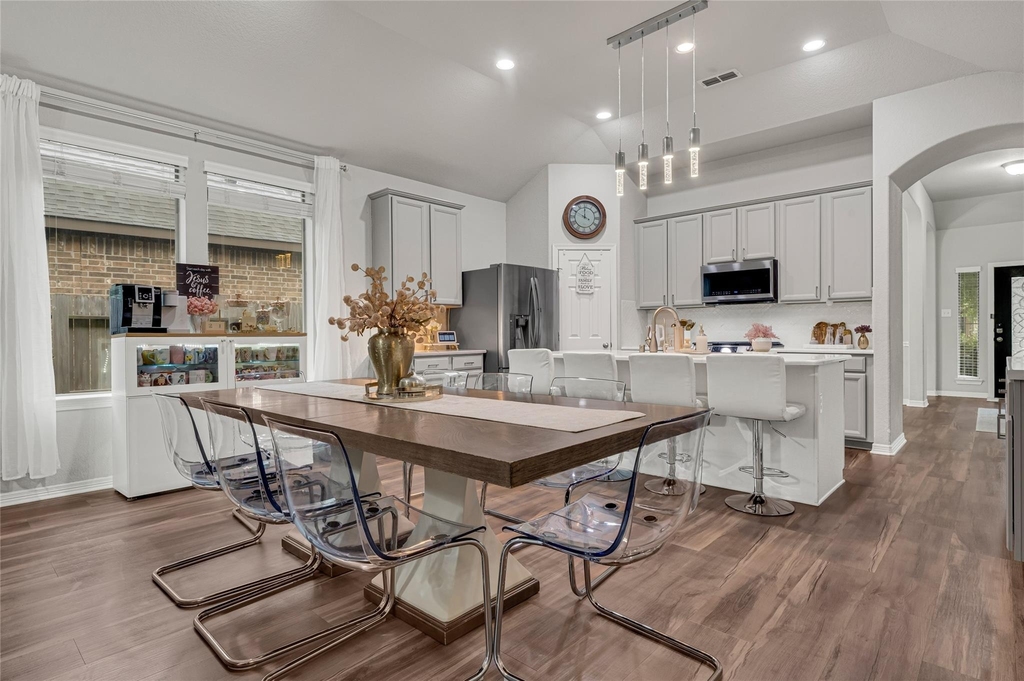 5522 Little Creek Court - Photo 9