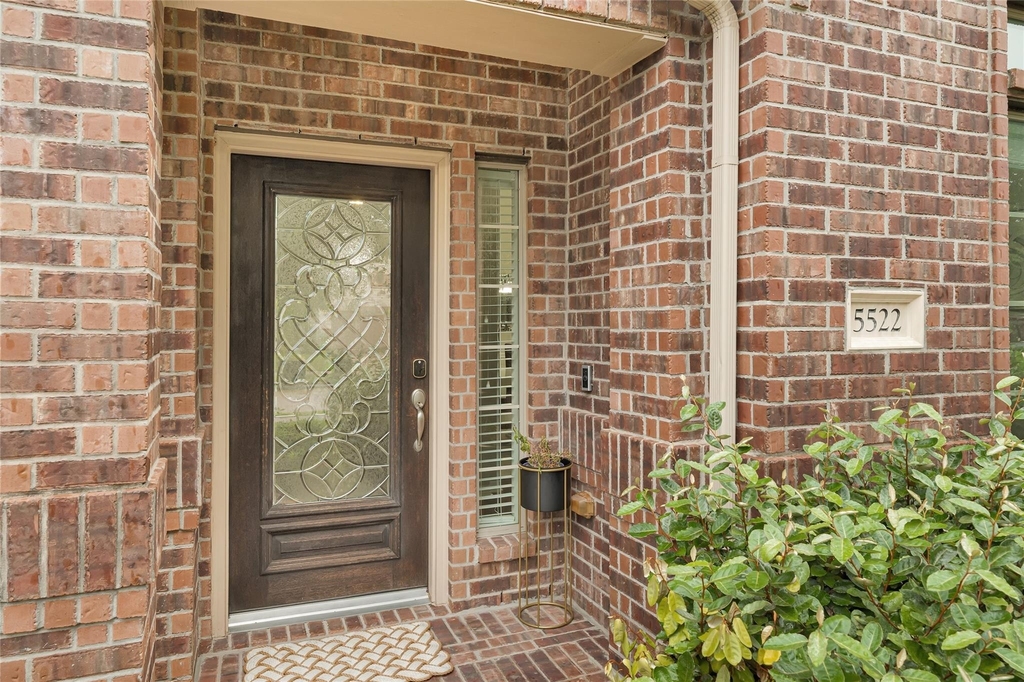 5522 Little Creek Court - Photo 2