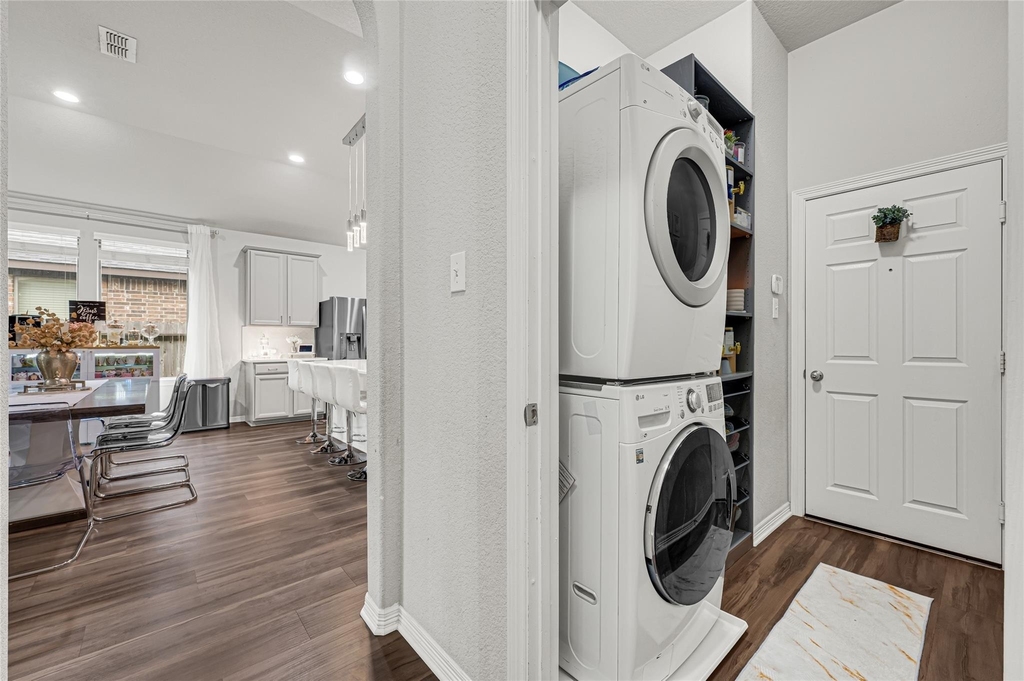 5522 Little Creek Court - Photo 12