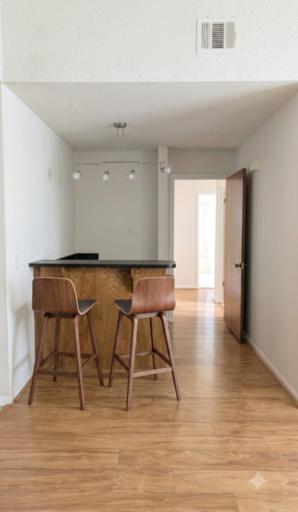 254 Evanston Street - Photo 2