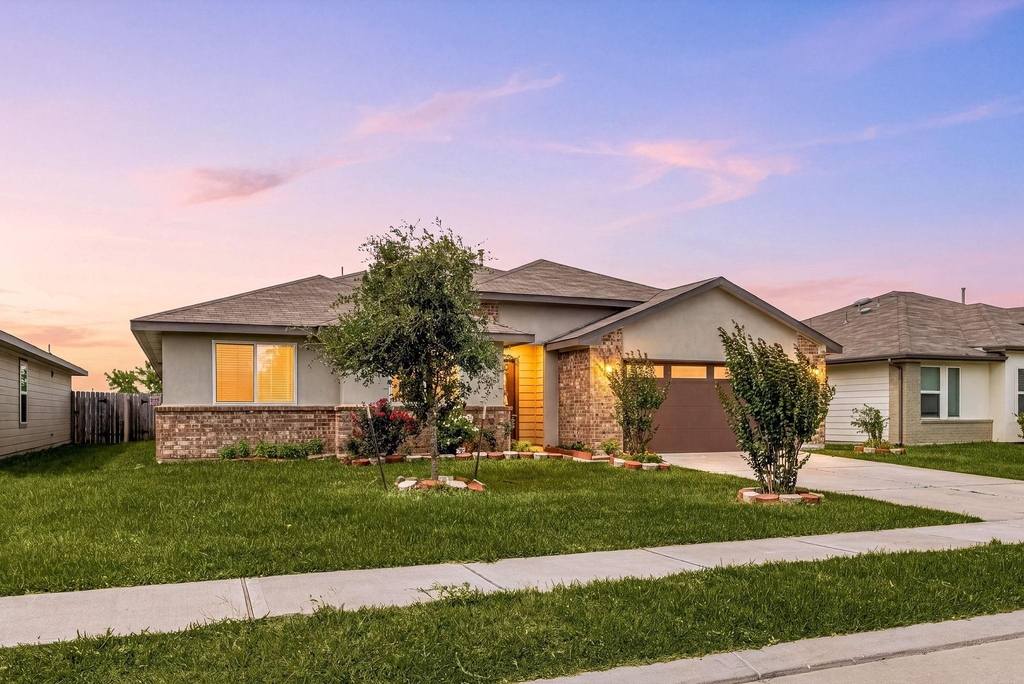 6931 Dell Vista Drive - Photo 1