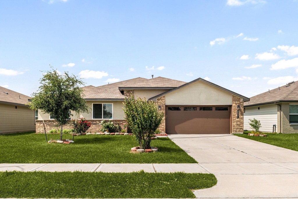 6931 Dell Vista Drive - Photo 3