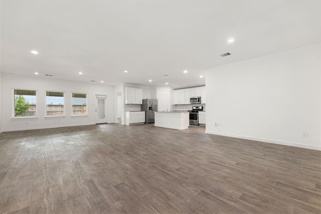 6931 Dell Vista Drive - Photo 11