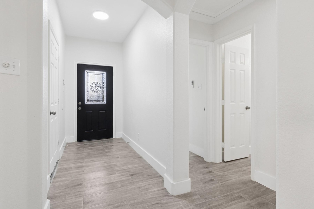 17910 Royal Gate Lane - Photo 3