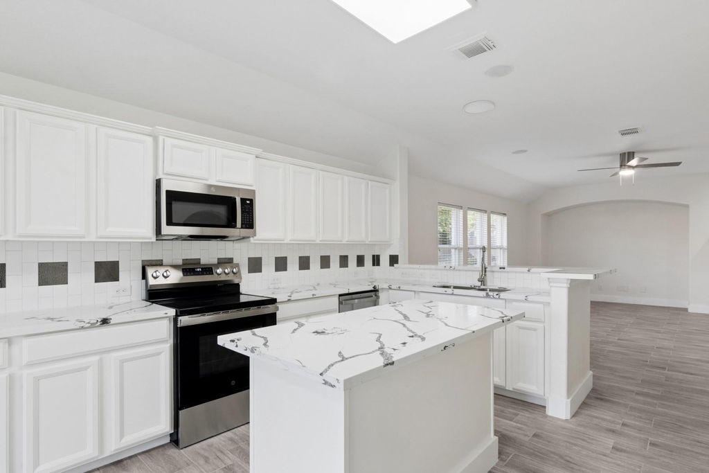 17910 Royal Gate Lane - Photo 8