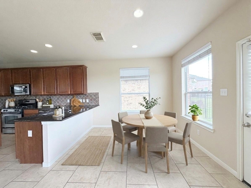 24626 Blane Drive - Photo 10
