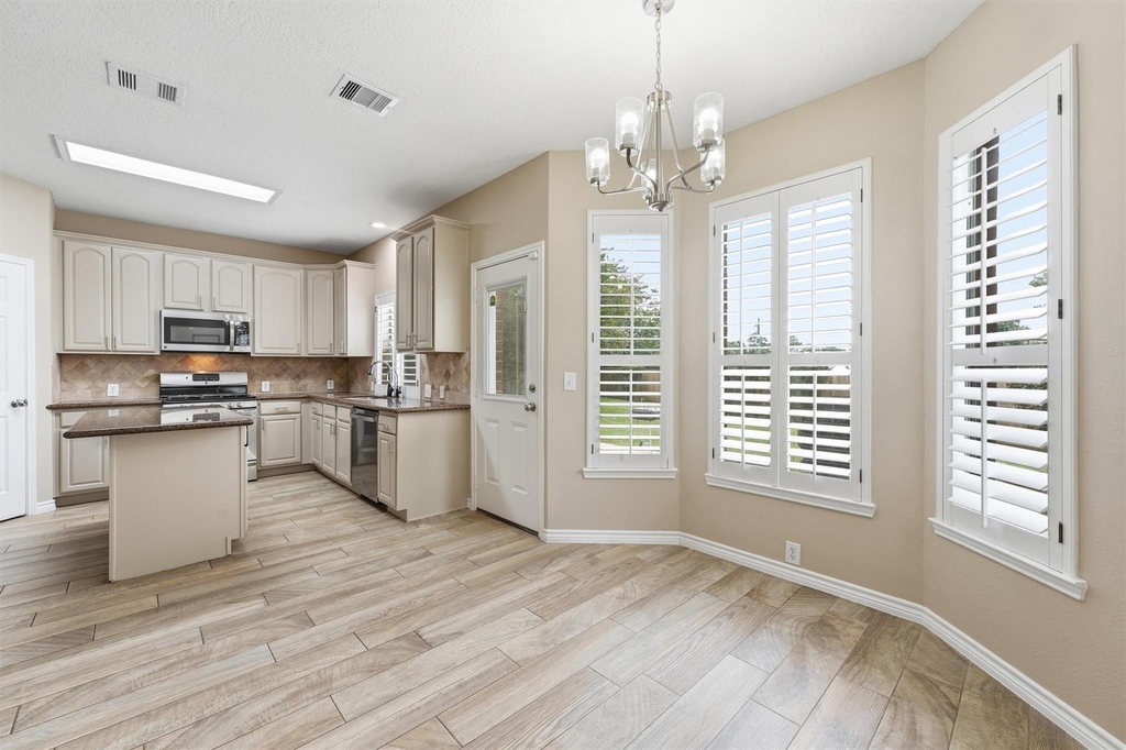 19311 Kristen Park Court - Photo 8