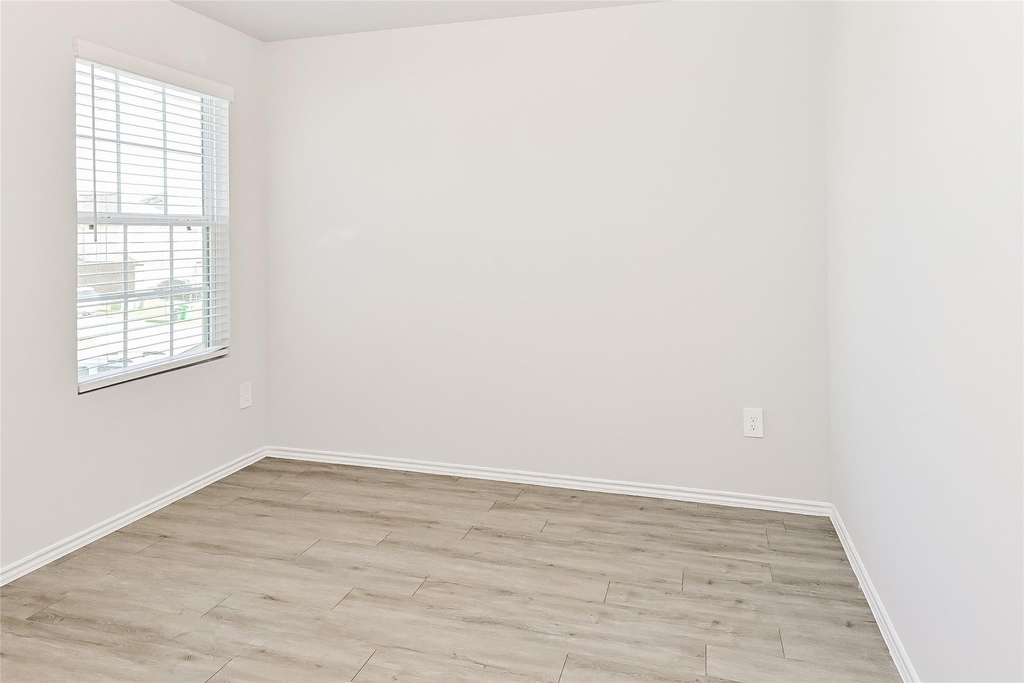 5007 Giant Sequoia Way - Photo 10