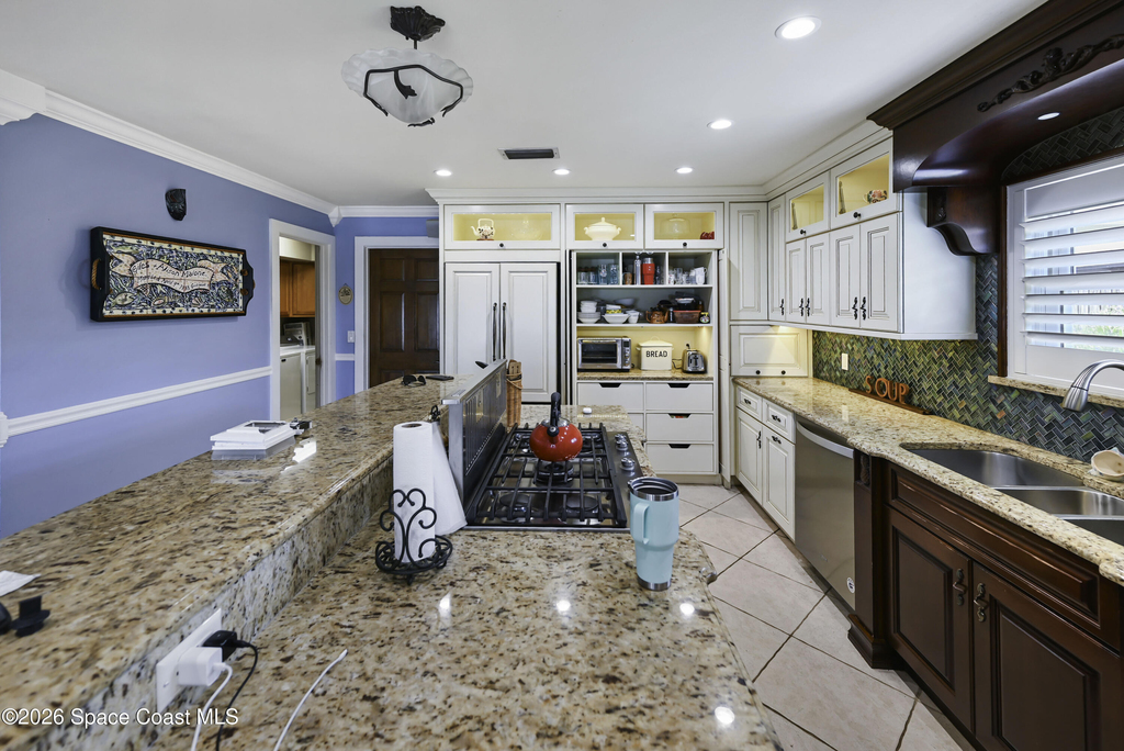 2230 Sykes Creek Drive - Photo 5