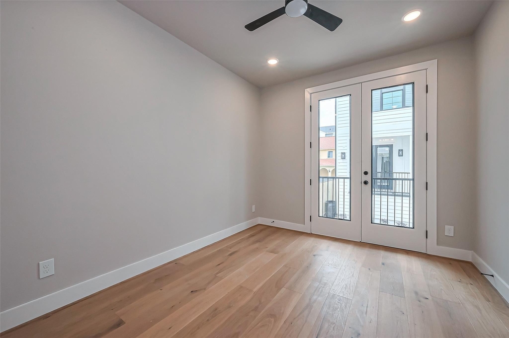 1222 W 24th Street - Photo 17