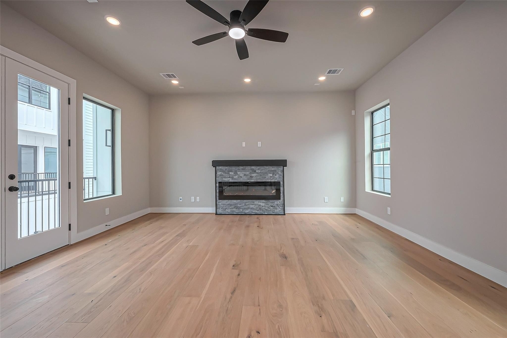 1222 W 24th Street - Photo 1