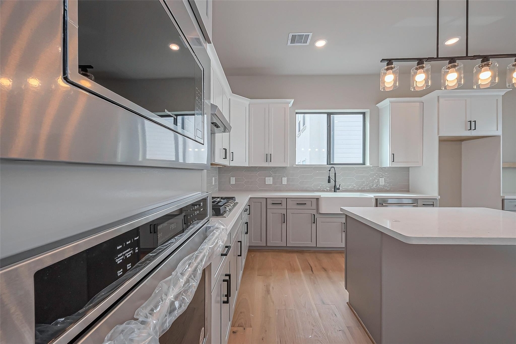 1222 W 24th Street - Photo 13