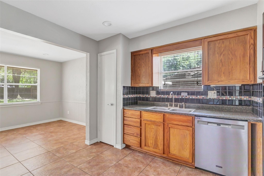 2414 Chanay Lane - Photo 24