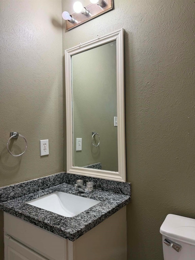 11030 Knobbley Oak Court - Photo 10
