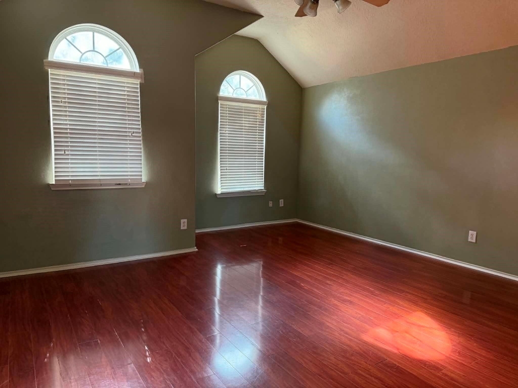 11030 Knobbley Oak Court - Photo 4