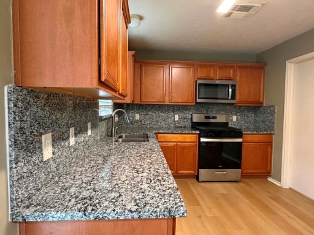 11030 Knobbley Oak Court - Photo 1