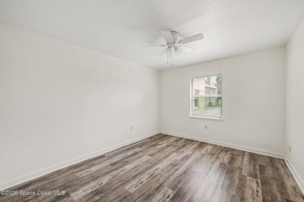 4304 London Town Road S - Photo 11