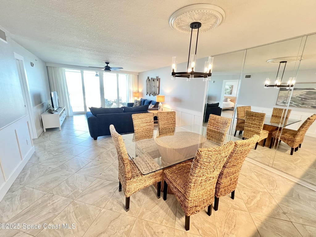 425 Buchanan Avenue - Photo 6