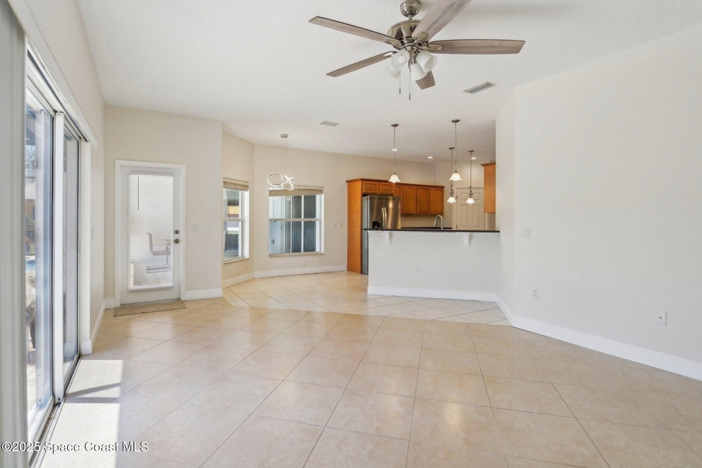 929 Hialeah Street - Photo 11