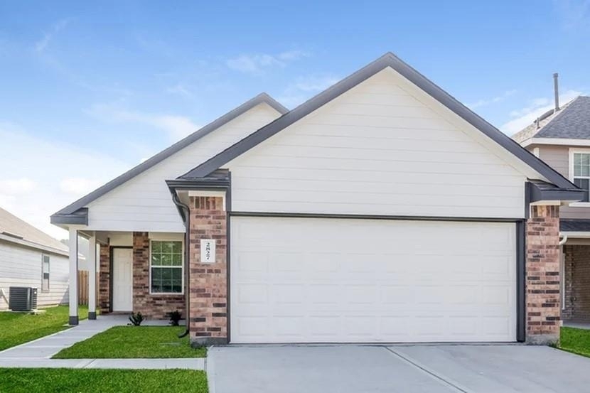 2827 Briggs Drive - Photo 0