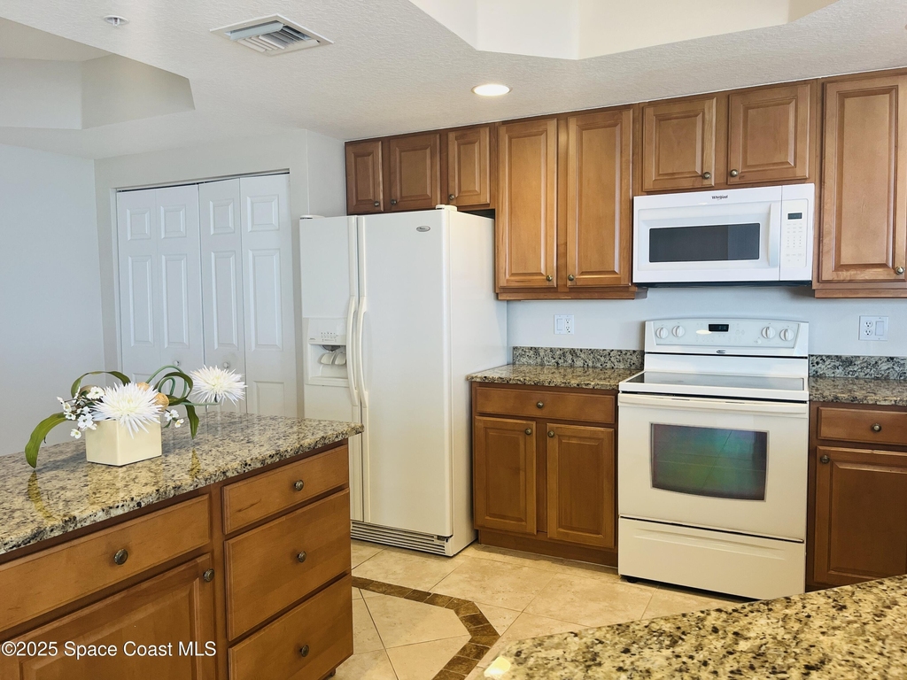 490 Sail Lane - Photo 4