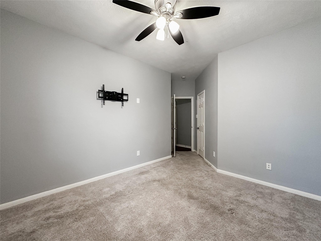 6810 Summer Bridge Lane - Photo 28