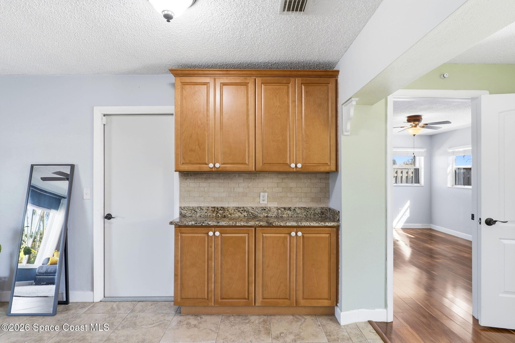 705 Pelican Drive - Photo 7
