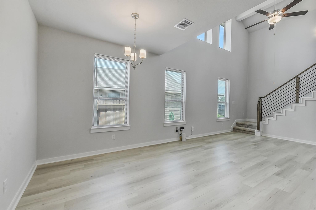 2734 Pheasant Hill Court - Photo 12