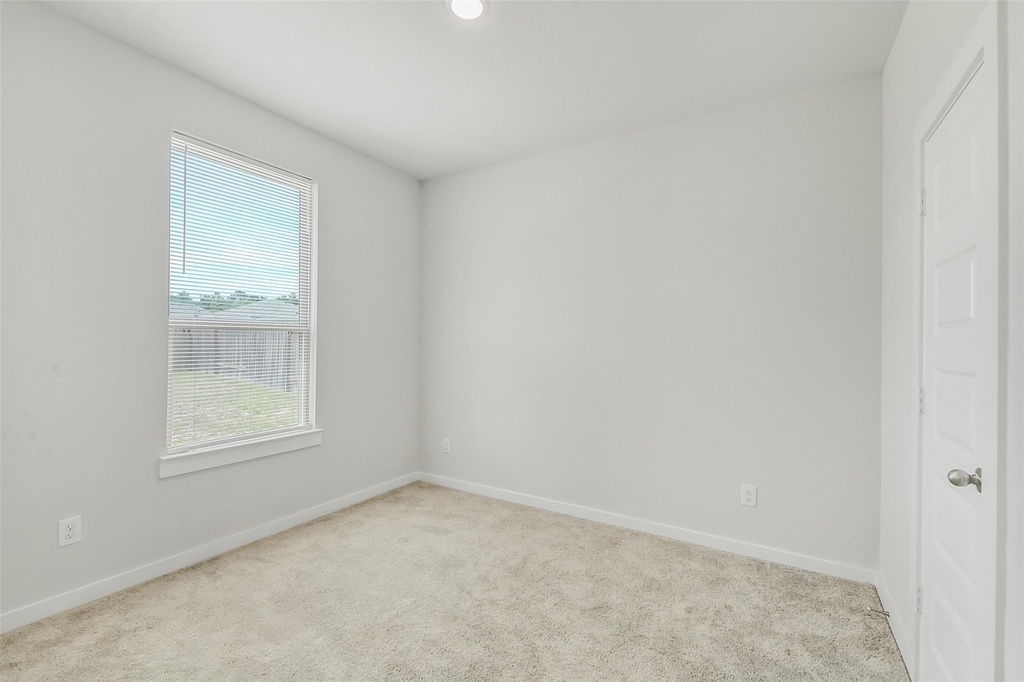 2734 Pheasant Hill Court - Photo 19