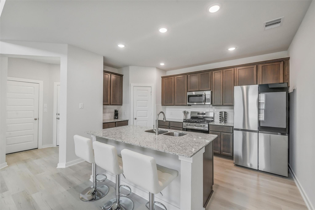2734 Pheasant Hill Court - Photo 8