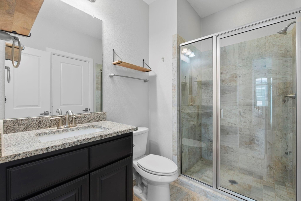 702 N Shepherd Drive - Photo 16