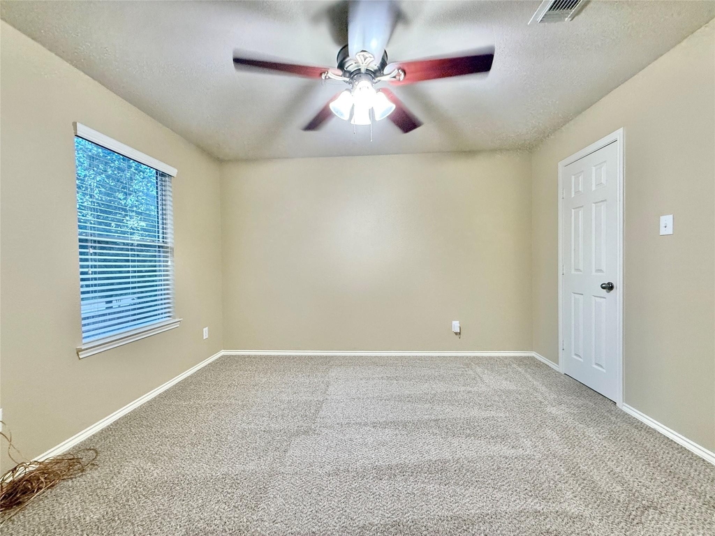 1810 Katlyn Lane - Photo 35
