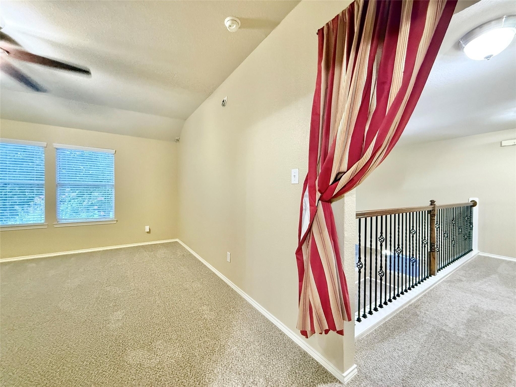 1810 Katlyn Lane - Photo 32