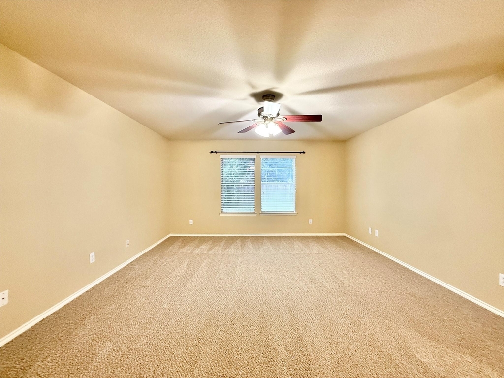 1810 Katlyn Lane - Photo 21