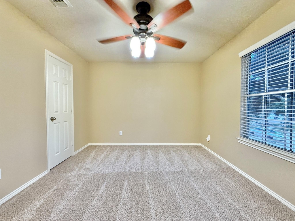 1810 Katlyn Lane - Photo 36