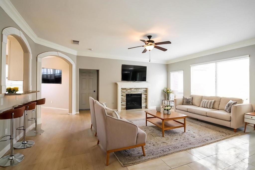 18222 Noble Forest Drive - Photo 3