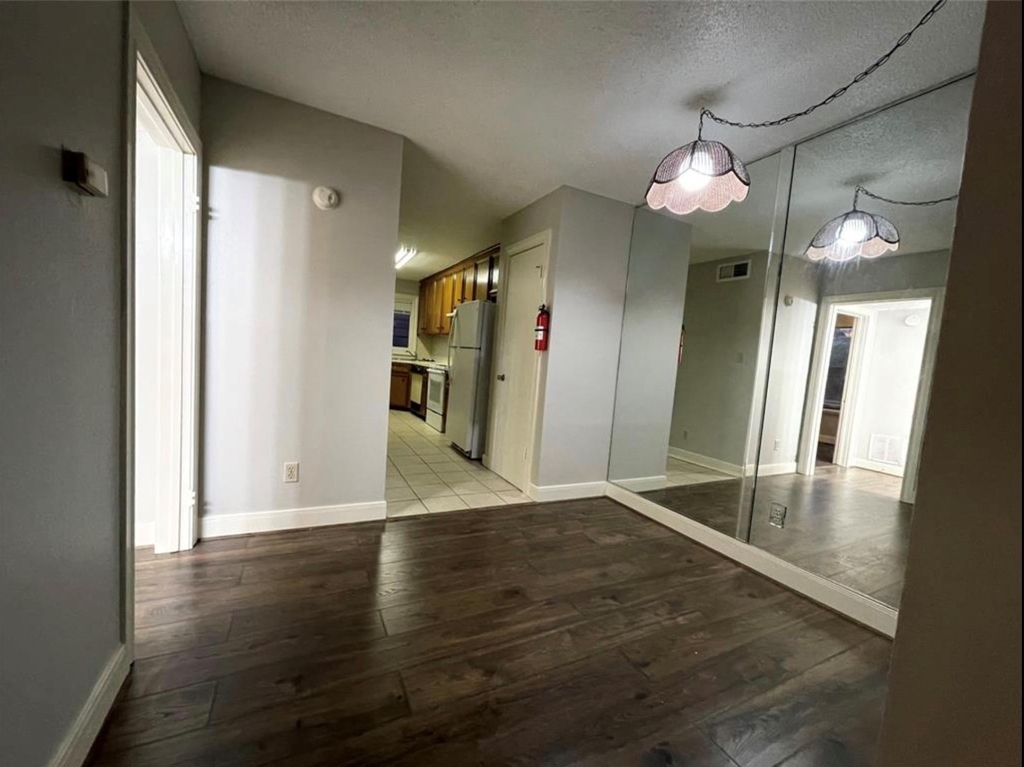 1901 Brun Street - Photo 7