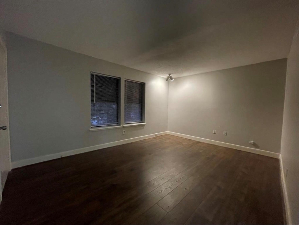 1901 Brun Street - Photo 5