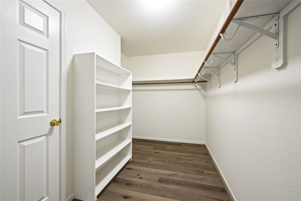 2123 Winter Dale Court - Photo 9