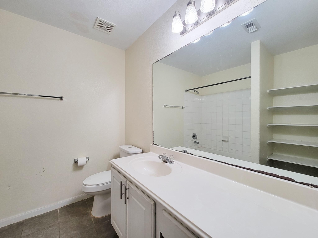 12835 Regal Oaks Bend Lane - Photo 22