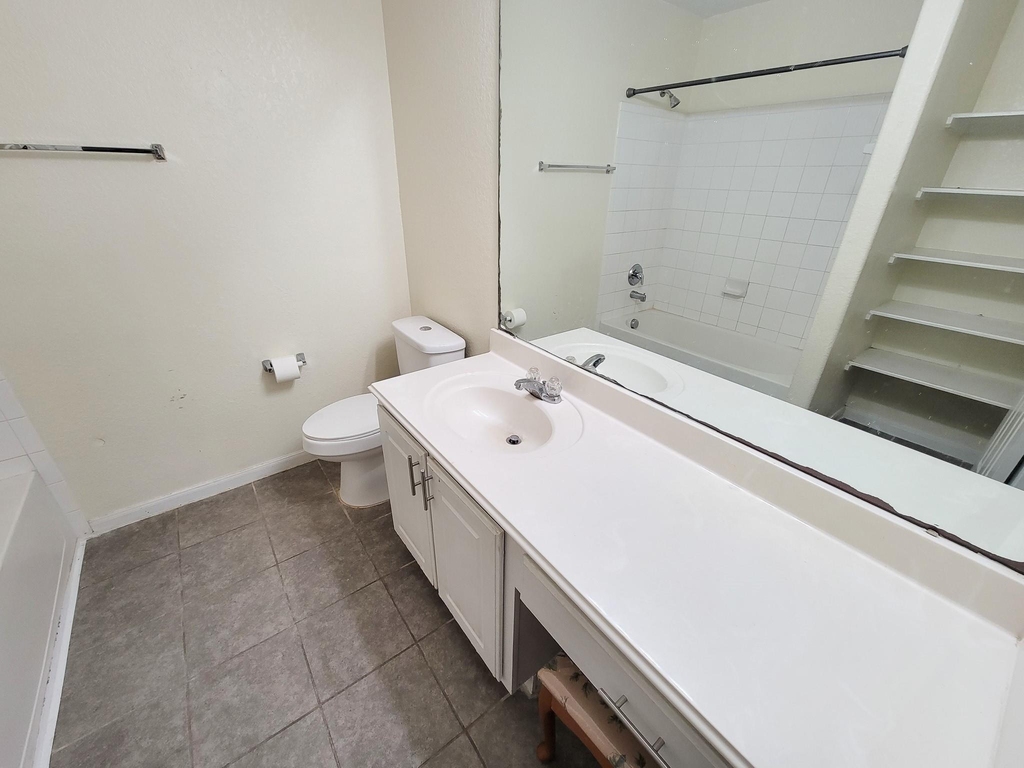 12835 Regal Oaks Bend Lane - Photo 23